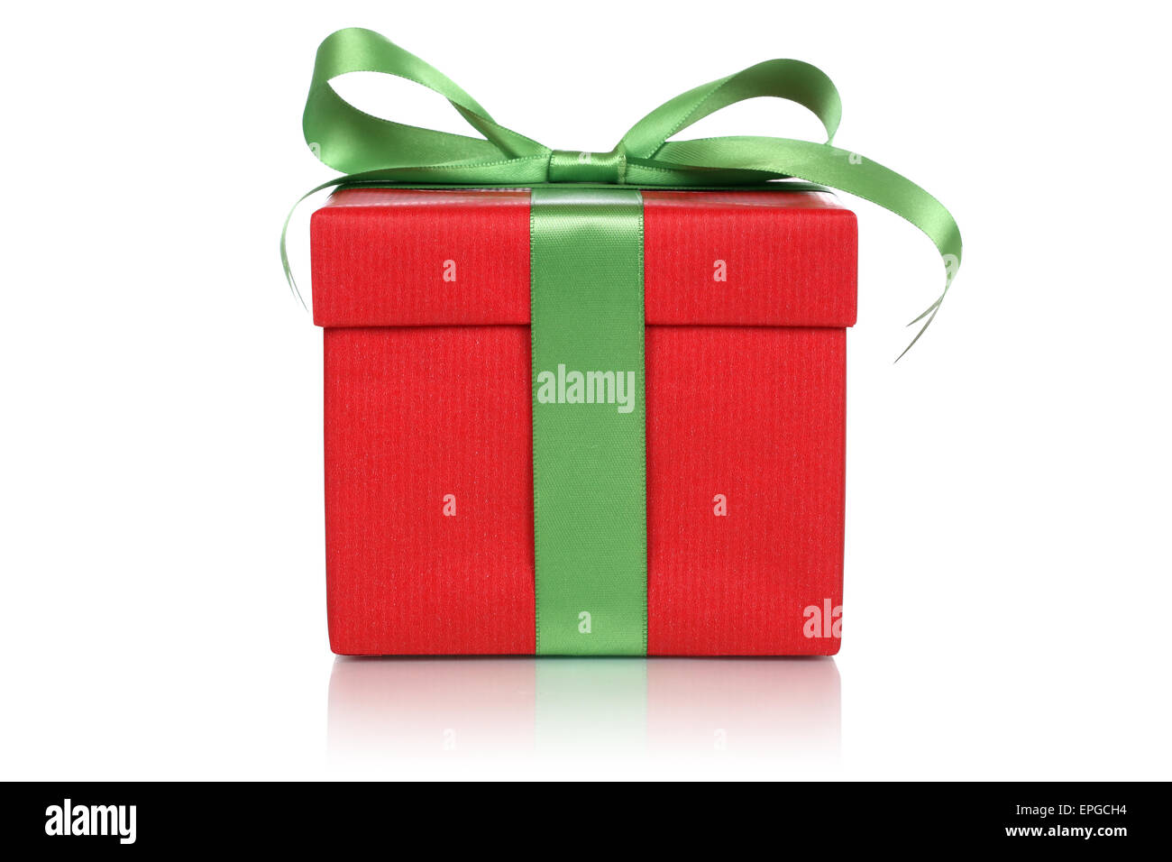 Rotes Geschenk mit Schleife für Geschenke an Weihnachten, Geburtstag oder Valentinstag Stock Photo