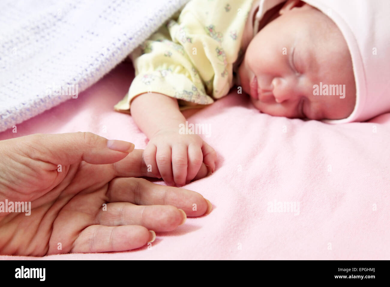 New born baby girl hi-res stock photography and images - Alamy