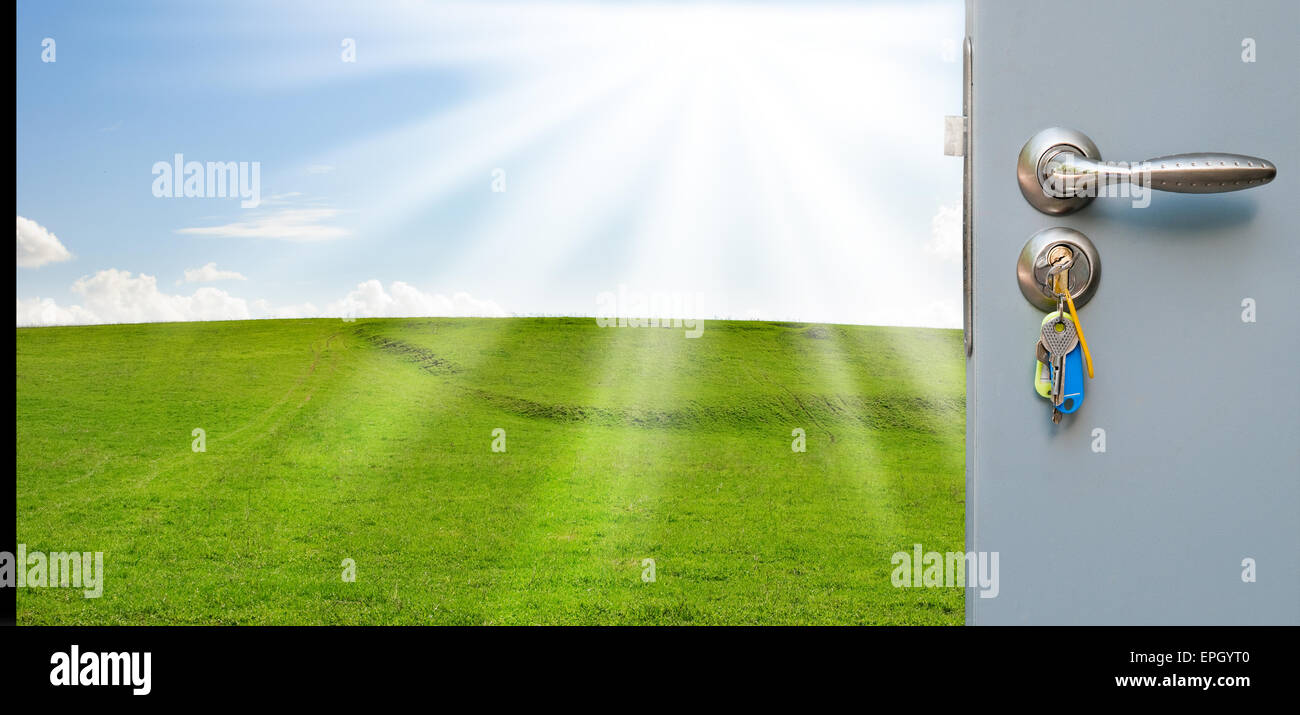 Open door privacy hi-res stock photography and images - Alamy
