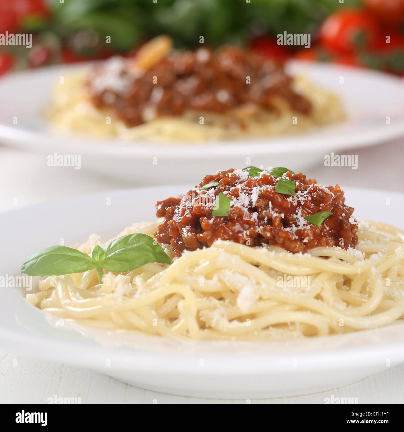 Spaghetti Nudeln Pasta mit Bolognese Sauce Stock Photo - Alamy