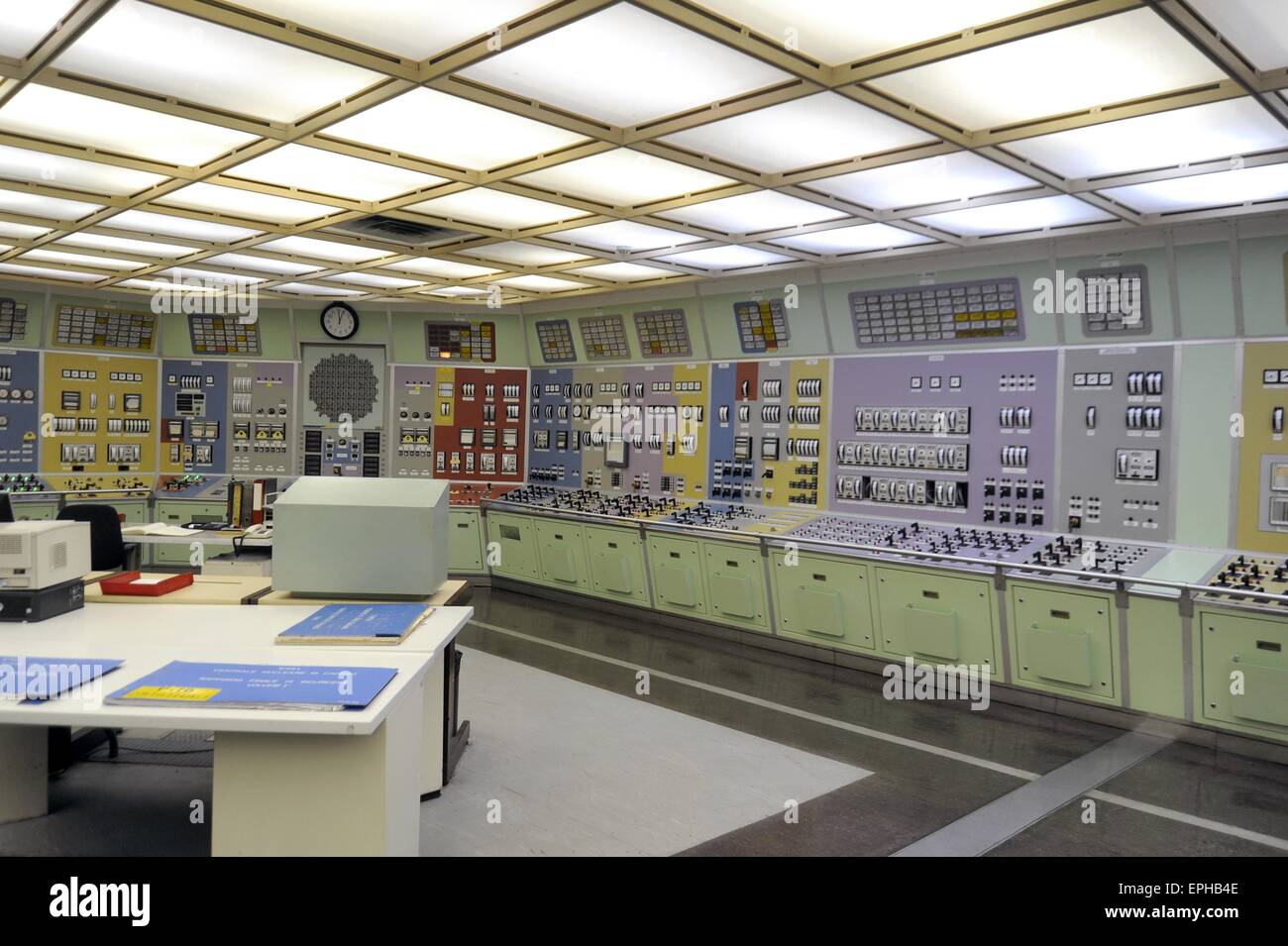 Caorso nuclear power station (Italy), in the process of deactivation,  control room Stock Photo - Alamy