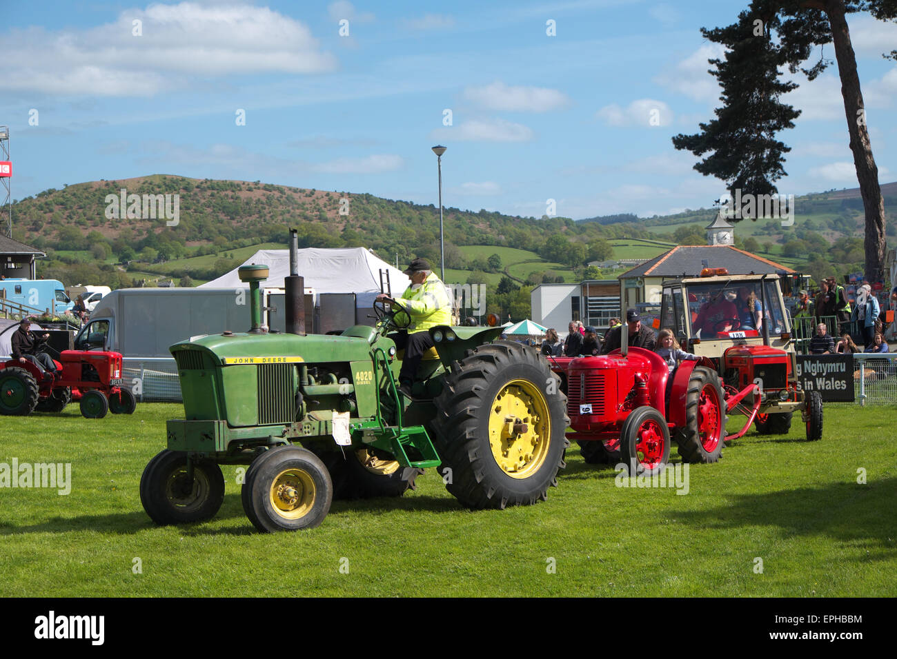 Royal Welsh Spring Festival, Builth Wells A John Deere 4020 tractor