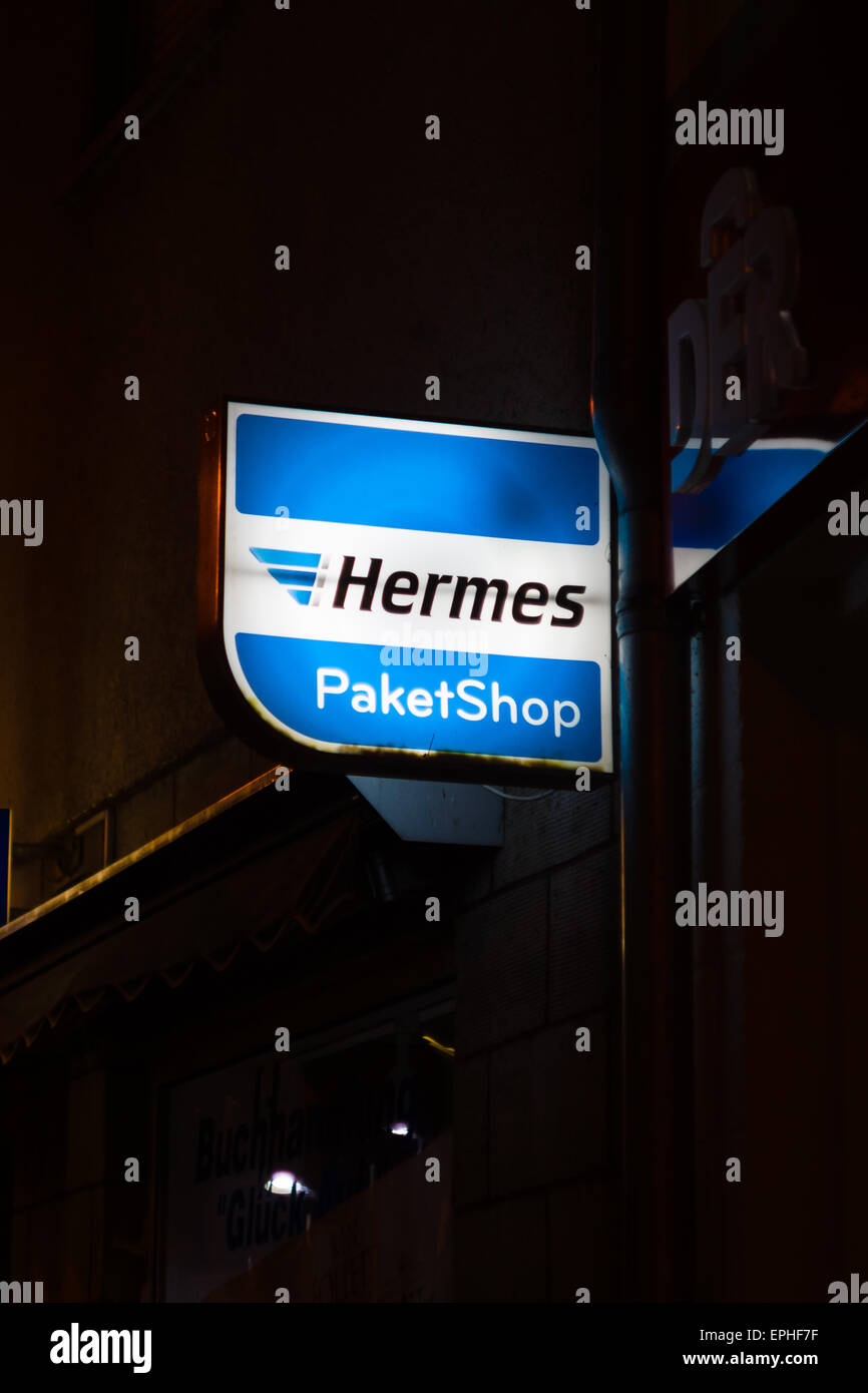 The logo of the brand 'Hermes Paket Shop' Stock Photo