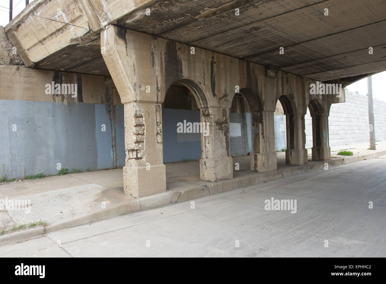 Sidewalk, under an old concrete bridge Stock Photo: 82750754 - Alamy