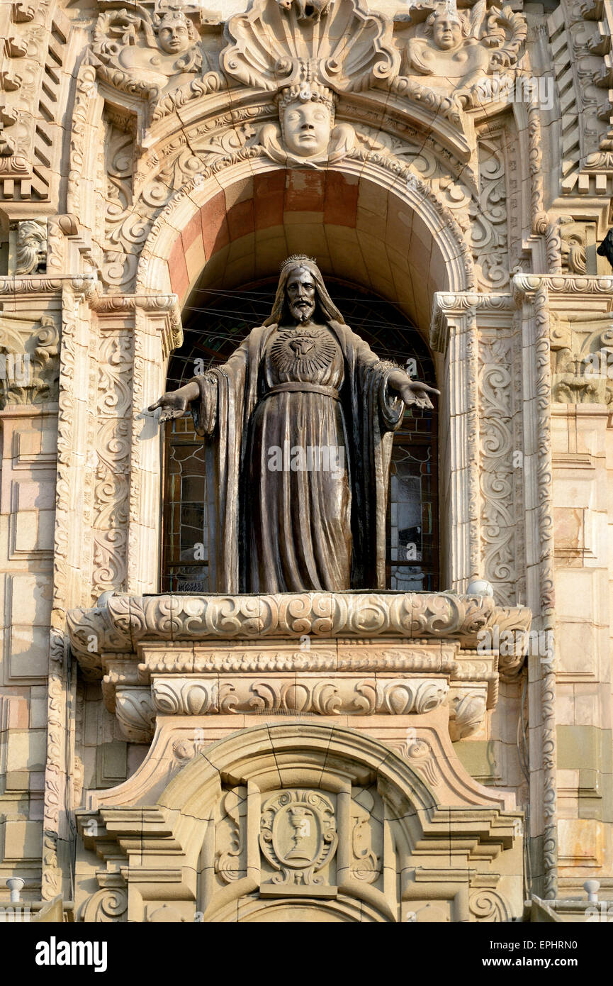 Christ statue on the facade of the cathedral in the Plaza Mayor or