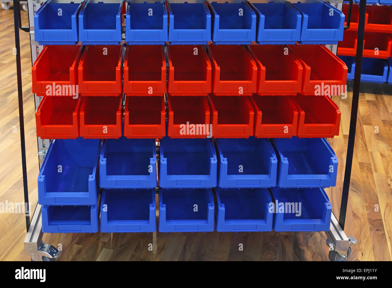 Plastic storage bins hires stock photography and images Alamy