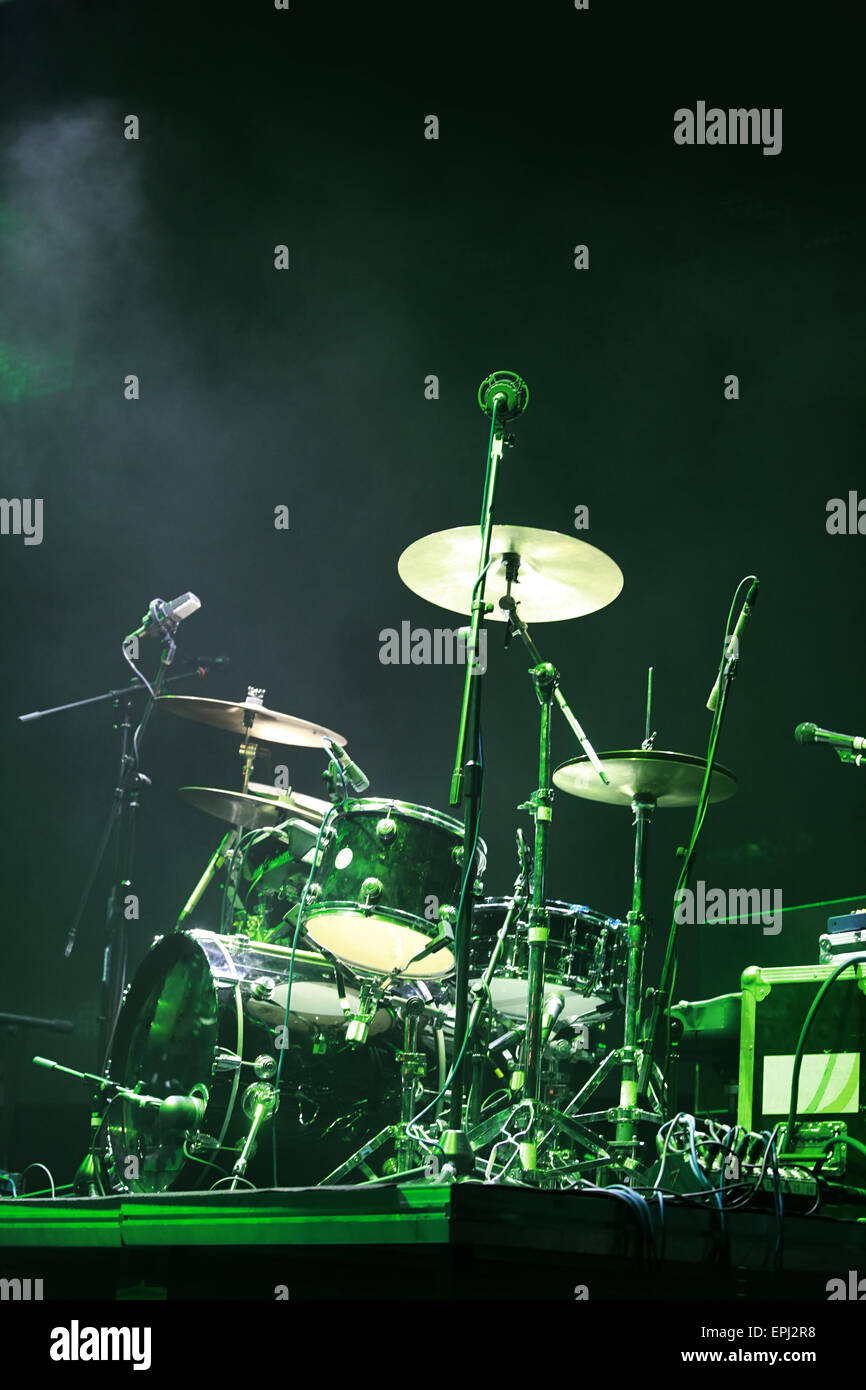 Trap drum set hi-res stock photography and images - Alamy
