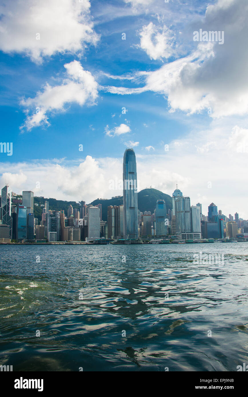 Hong kong skyline day hi-res stock photography and images - Alamy