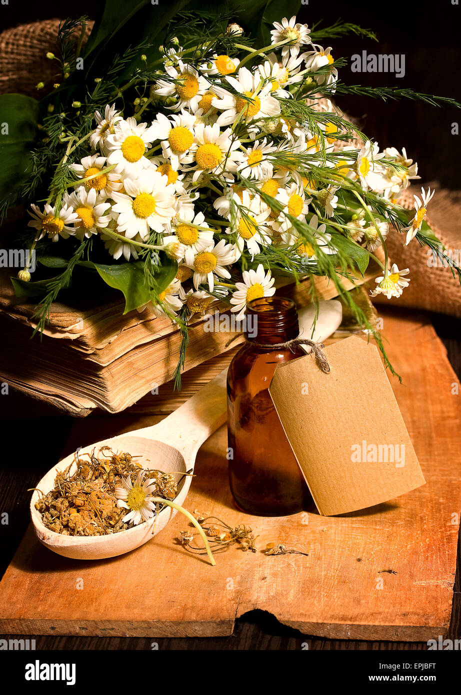 Chamomile image hi-res stock photography and images - Alamy