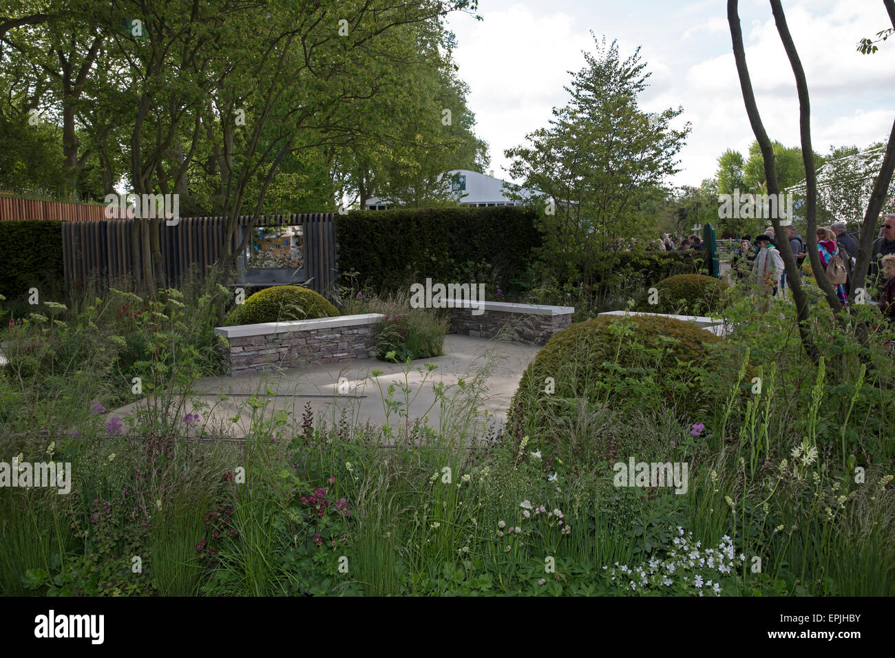 Chelsea, London, UK. 19th May, 2015. The Cloudy Bay garden in association with Vital Earth at Chelsea Flower Show 2015. Credit:  Keith Larby/Alamy Live News Stock Photo