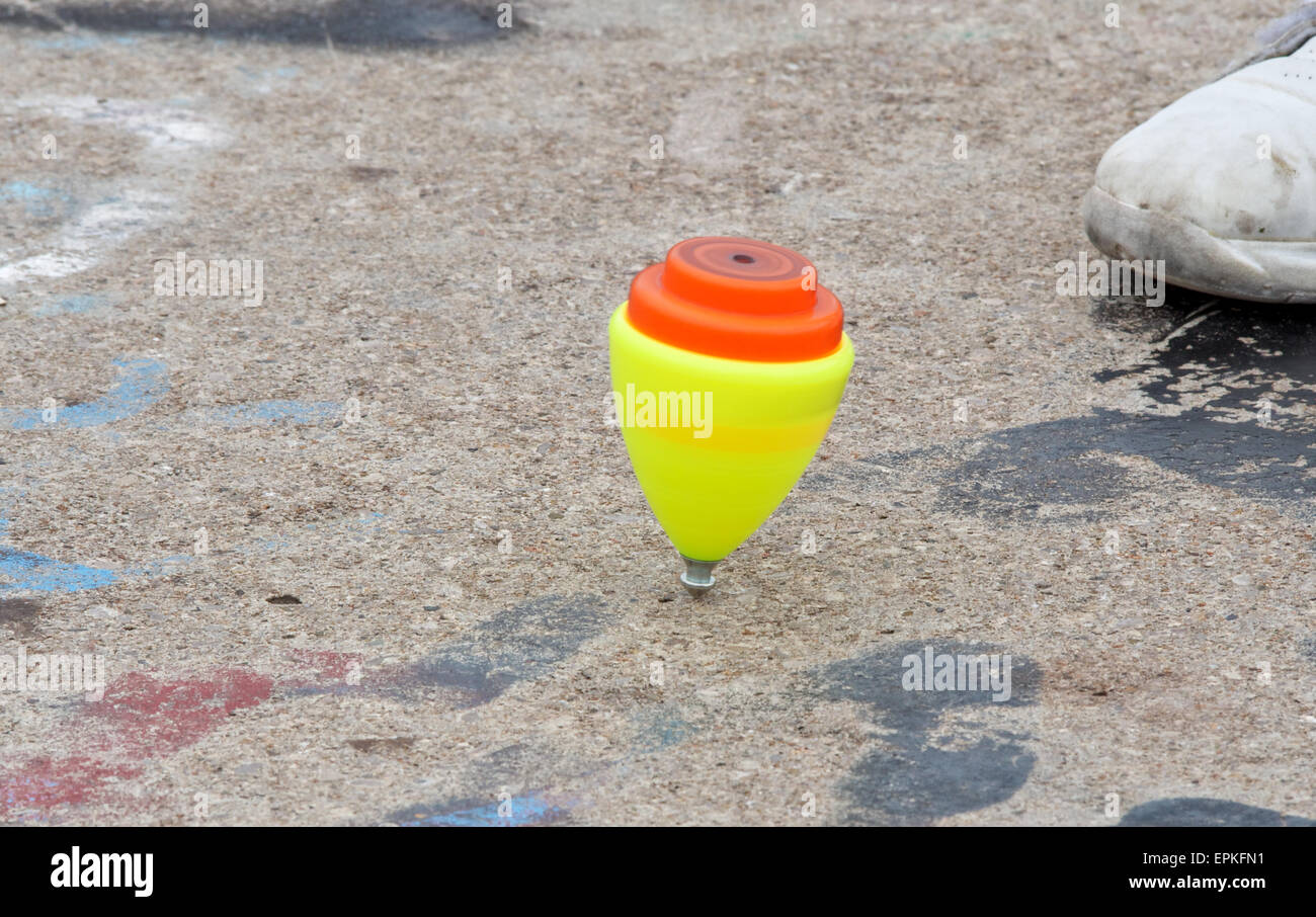 Spinning top hires stock photography and images Alamy