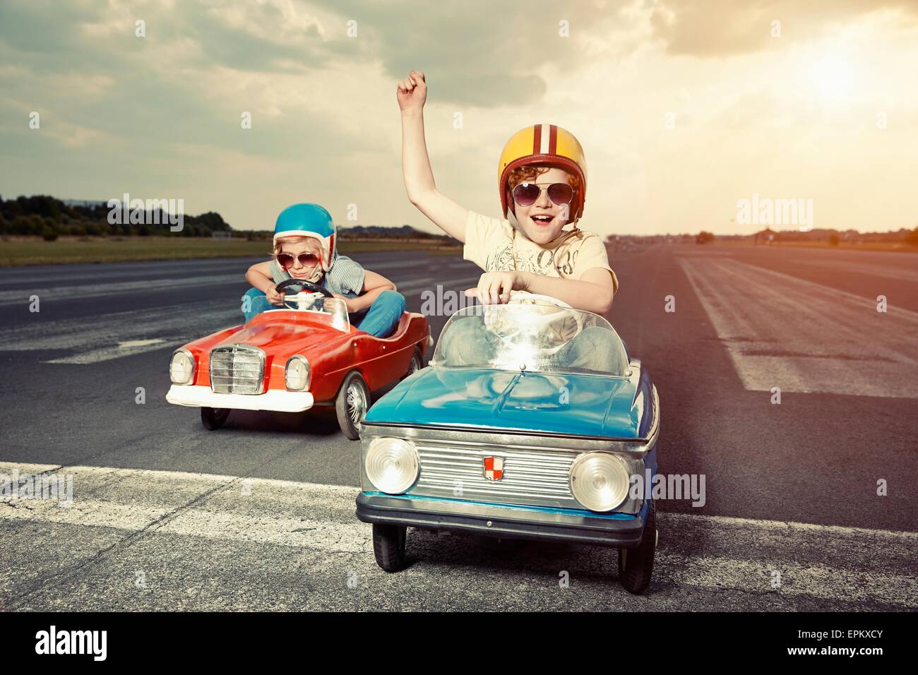 boys race track