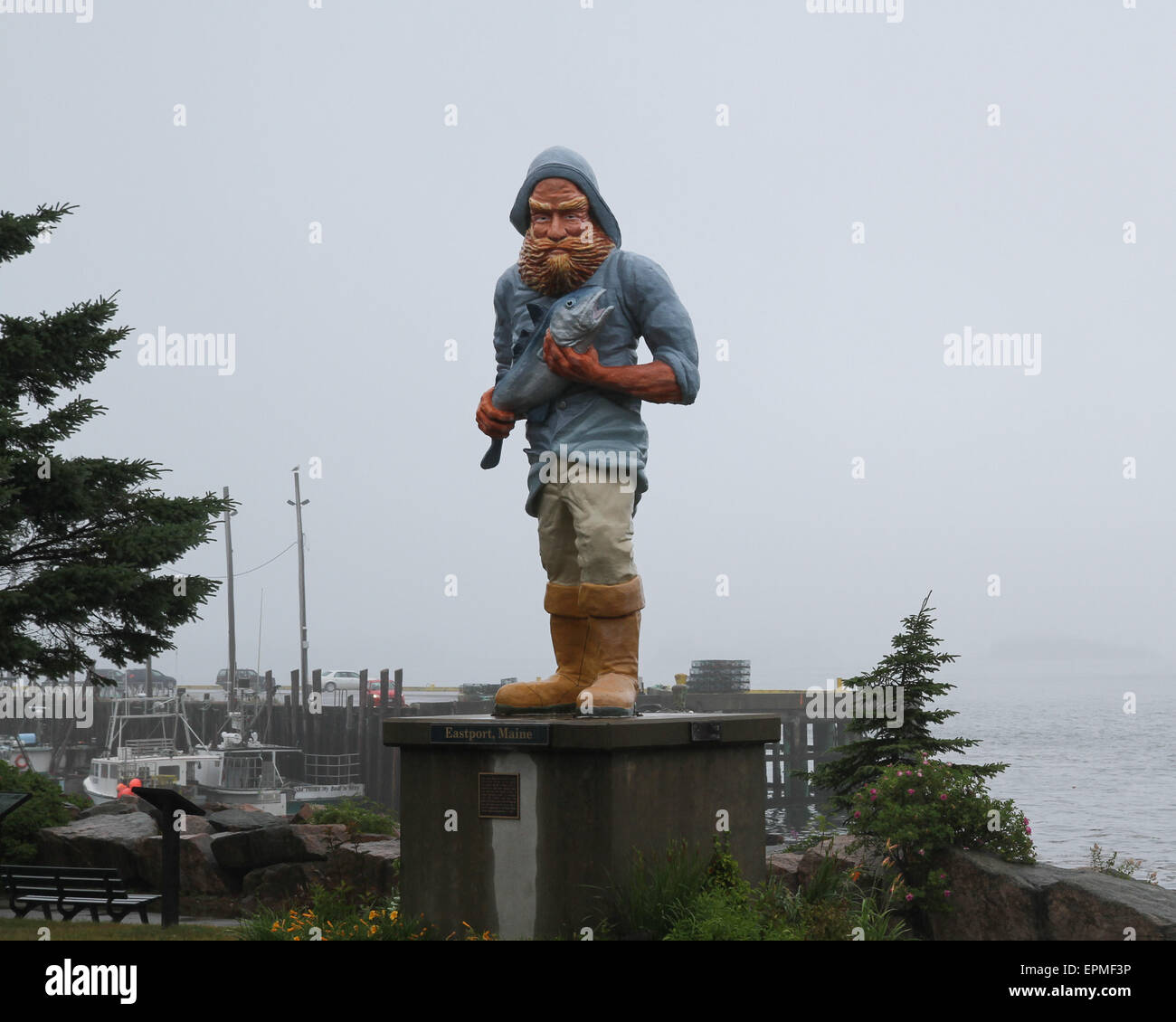 Fisherman Statue Stock Photo - Alamy