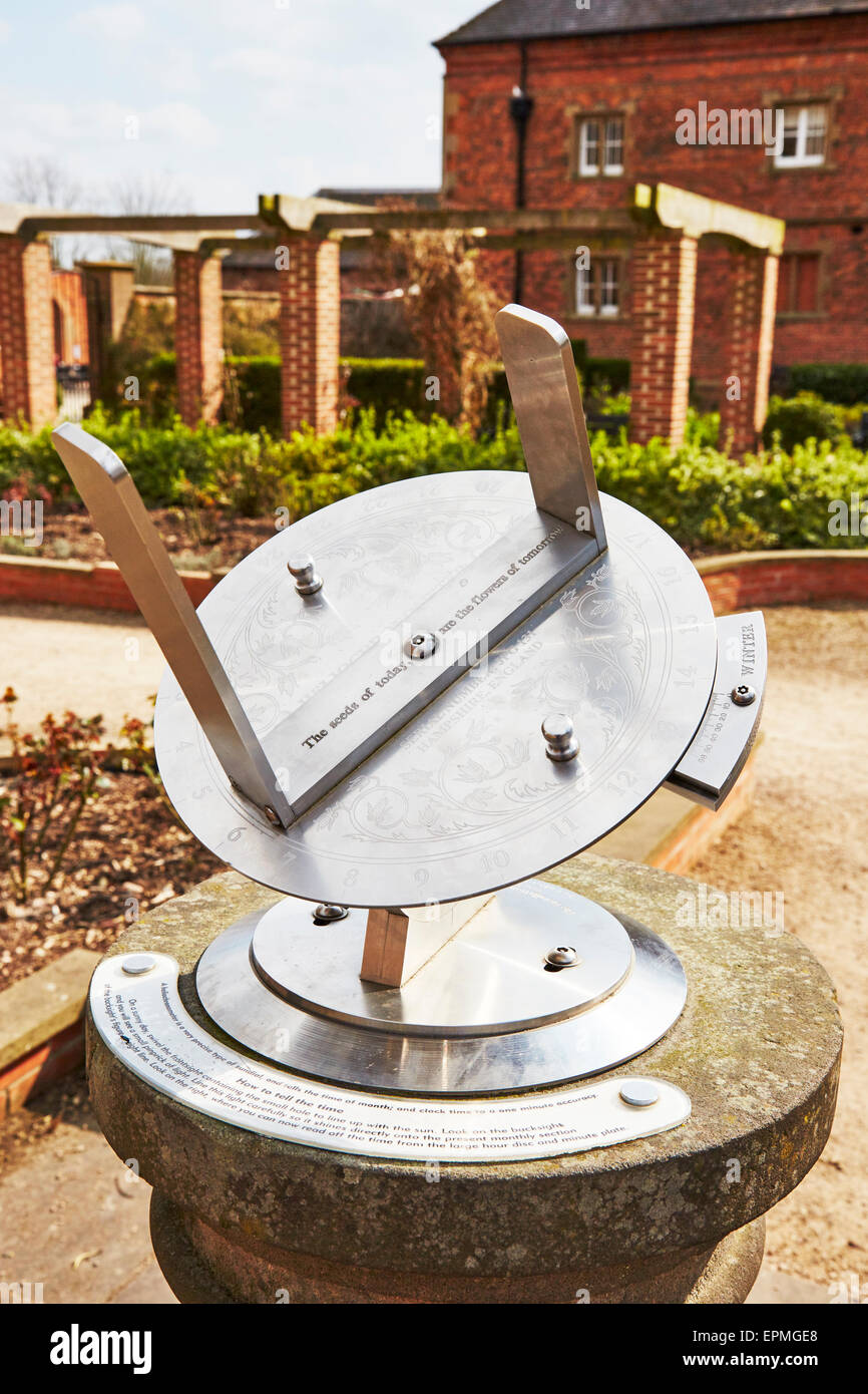 Metal sundial in the gardens at Rufford Abbey Country Park, Nottinghamshire, England, UK. Stock Photo