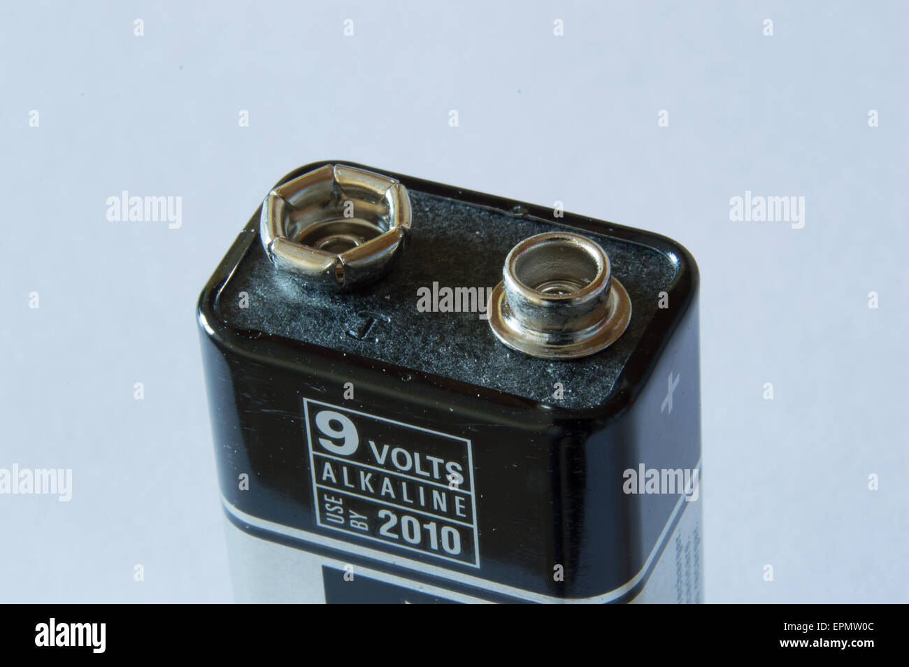 Close up of the connectors on top of a 9 volt battery Stock Photo
