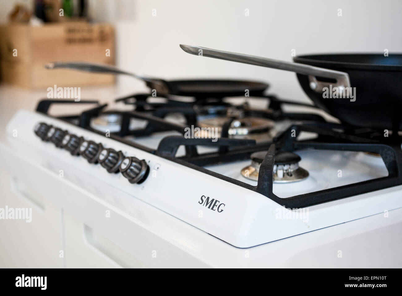 Kitchen gas hob hires stock photography and images Alamy