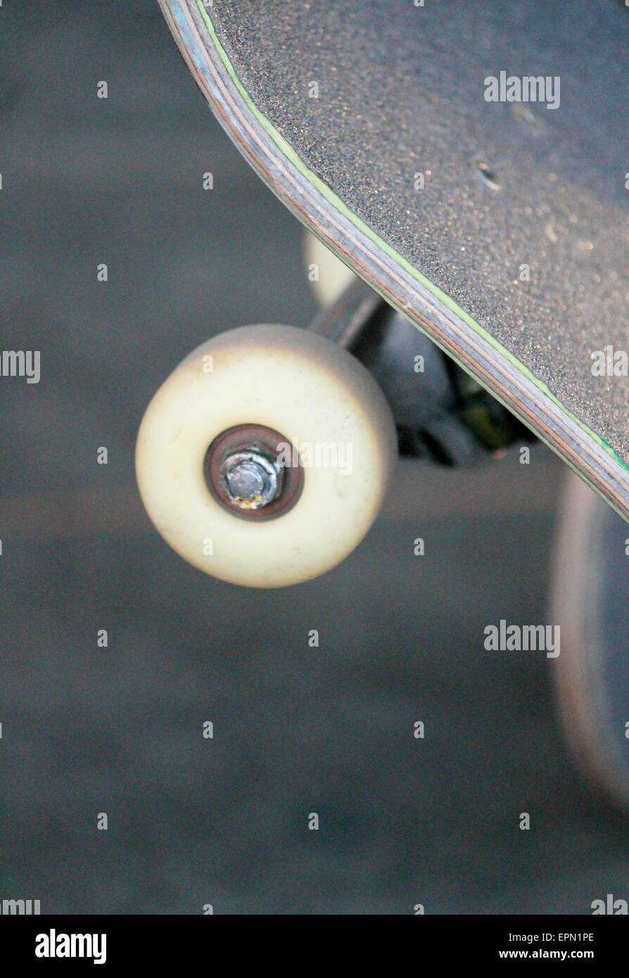 lone skateboard on concrete background with copy space Stock Photo - Alamy