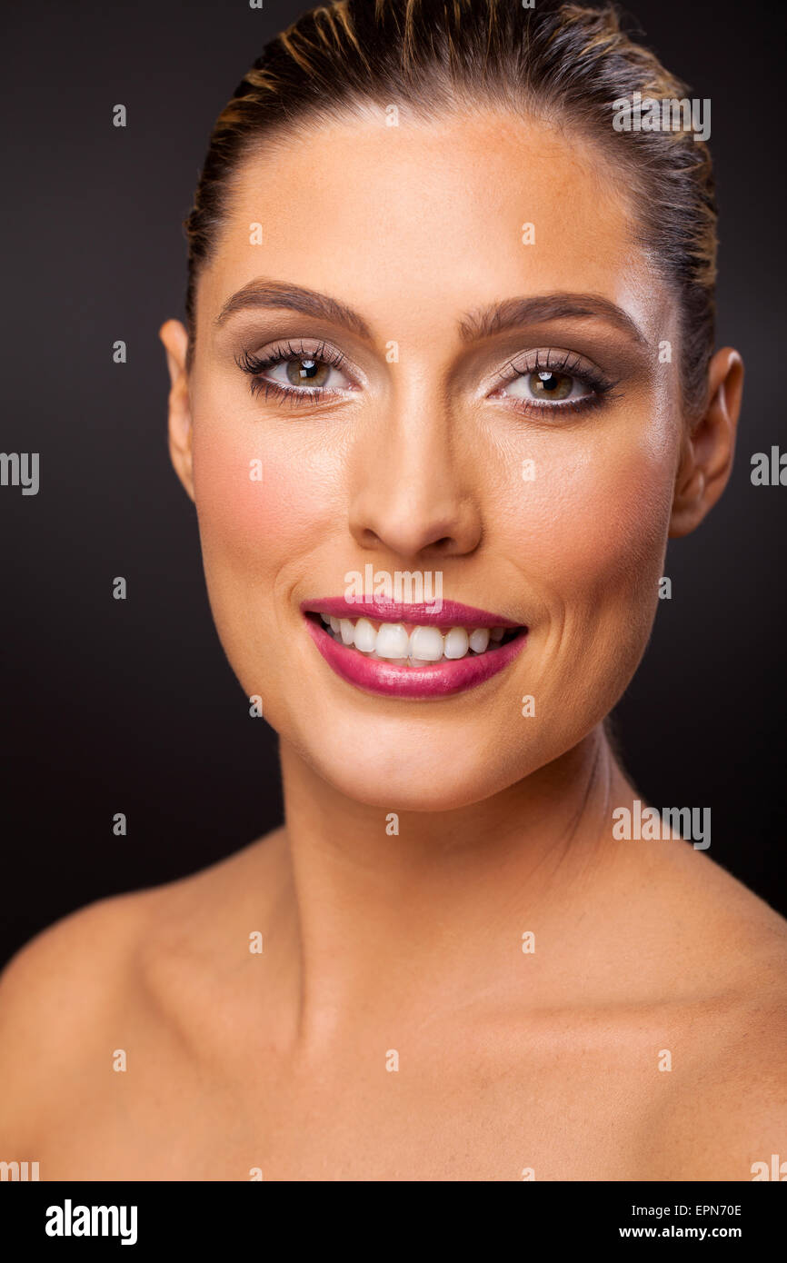 Female beauty hi-res stock photography and images - Alamy