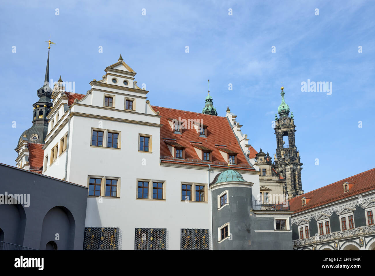 Courtyard with stables hi-res stock photography and images - Alamy