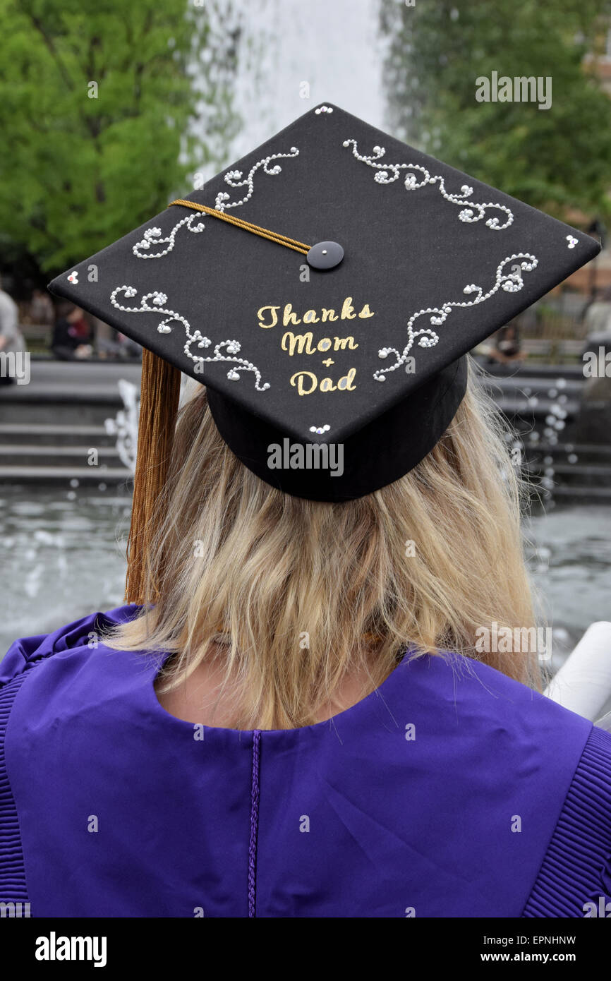 A Female Student After Nyu Graduation Expressing Thanks To Her Mom Dad On Her Cap In Washington Square Park In New York City Stock Photo Alamy A Female Student After Nyu Graduation Expressing Thanks To Her Mom Dad On Her Cap In Washington Square Park In New York City Stock Photo Alamy