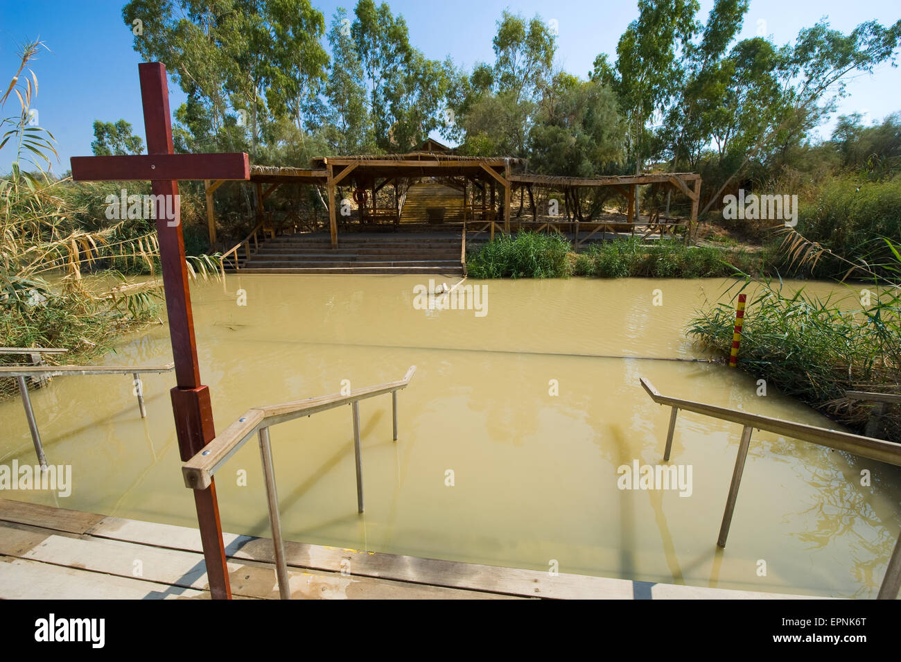 Bryde igennem Eventyrer chikane Baptismal site Qasr el Yahud on the Jordan river near Yericho is according  to the bible the place where Jesus Christ is being ba Stock Photo - Alamy