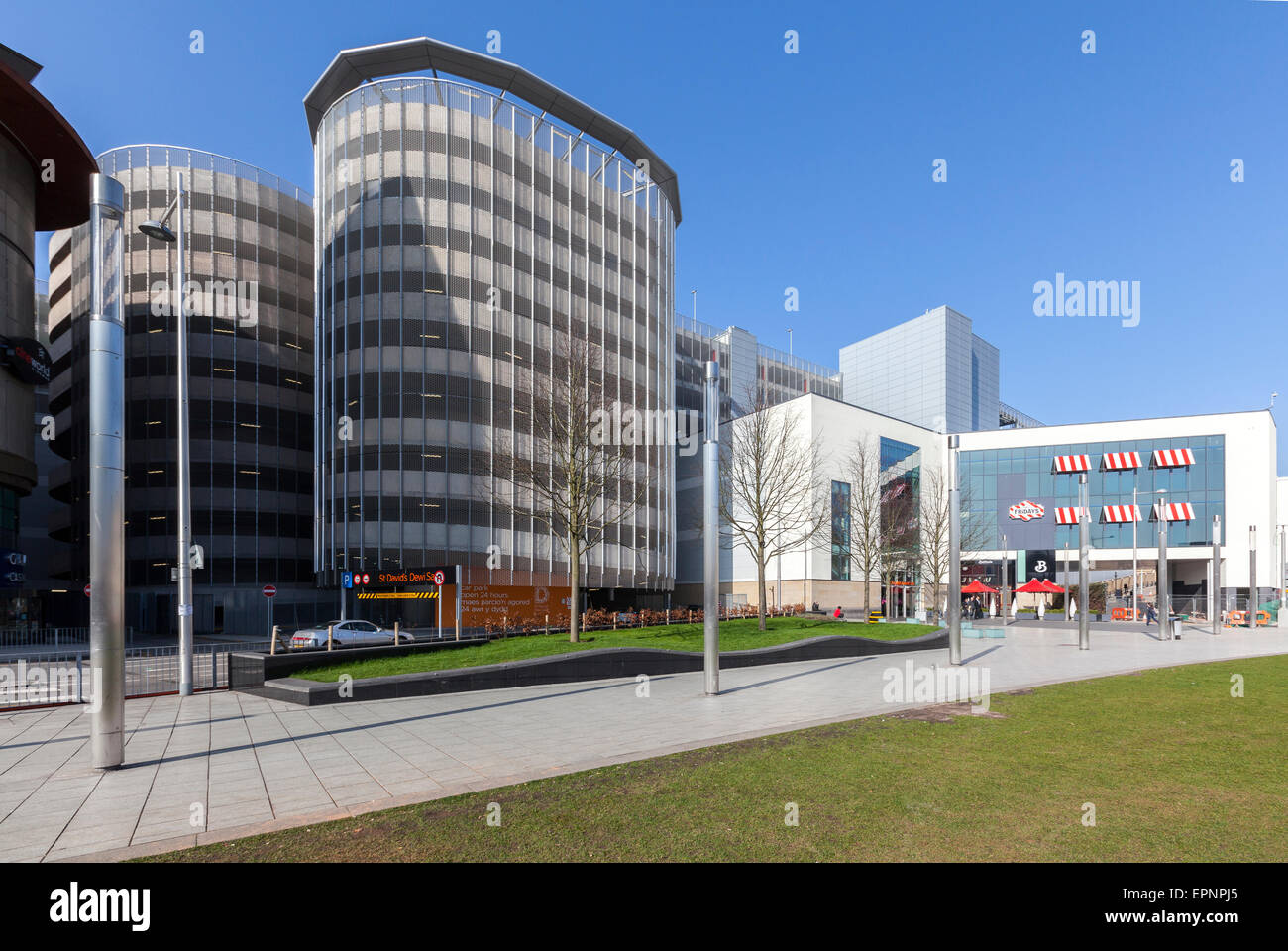 Multistorey car park cardiff hi-res stock photography and images - Alamy