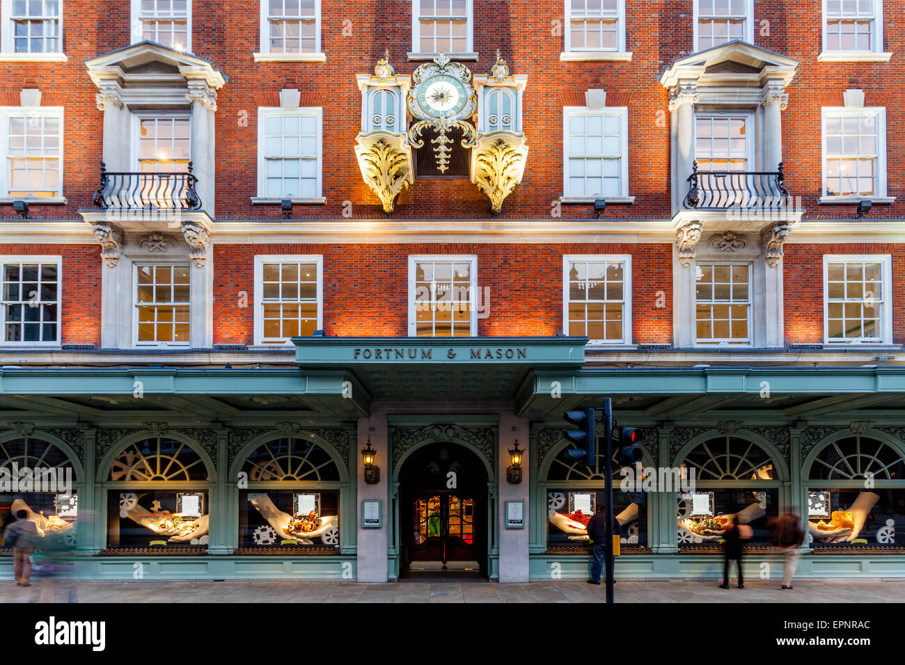 Fortnum mason london exterior hi-res stock photography and images - Alamy