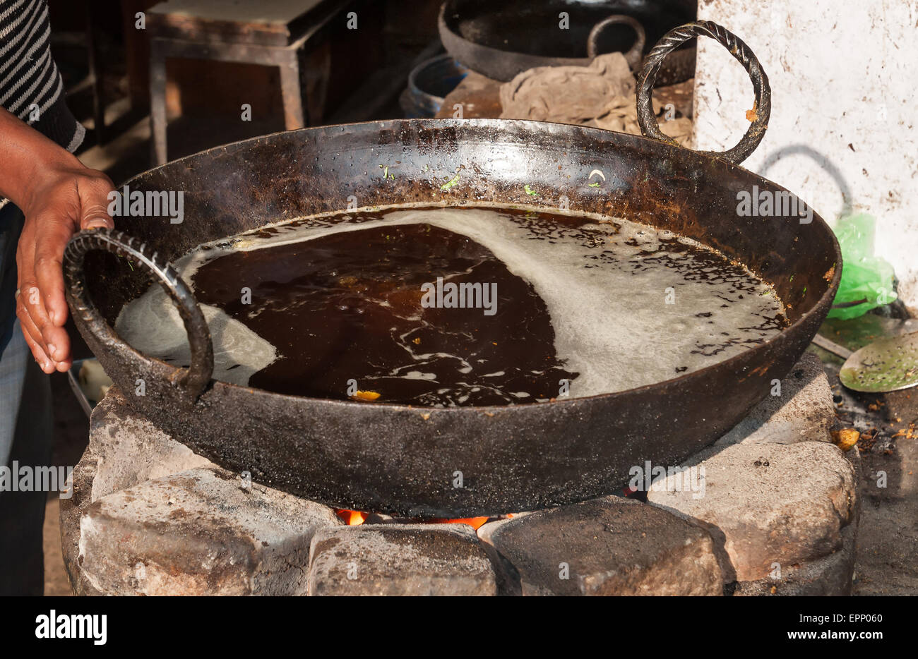 Indian wok hi-res stock photography and images - Alamy
