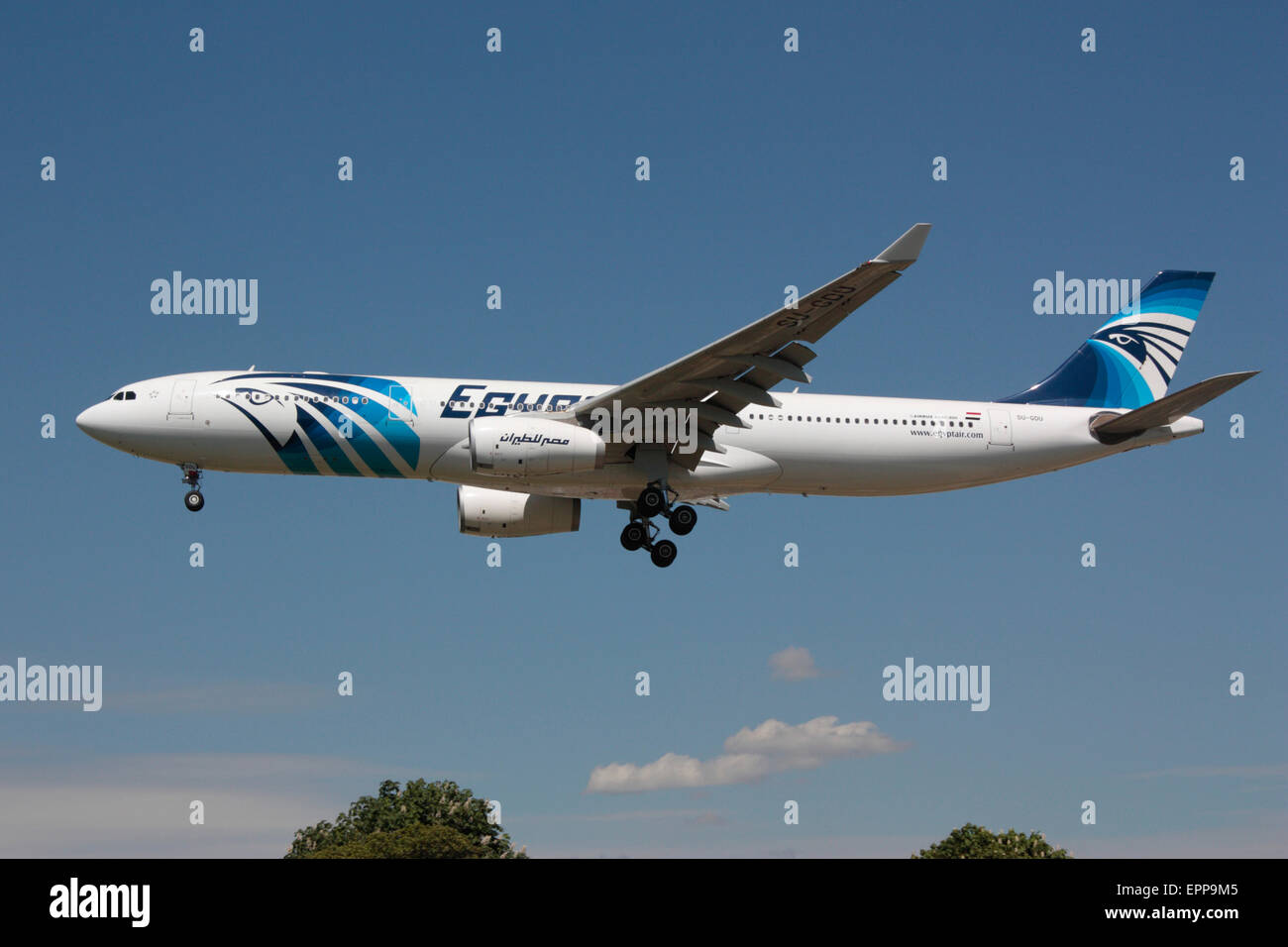 Egyptair Airbus A330-300 on approach to London Heathrow Stock Photo