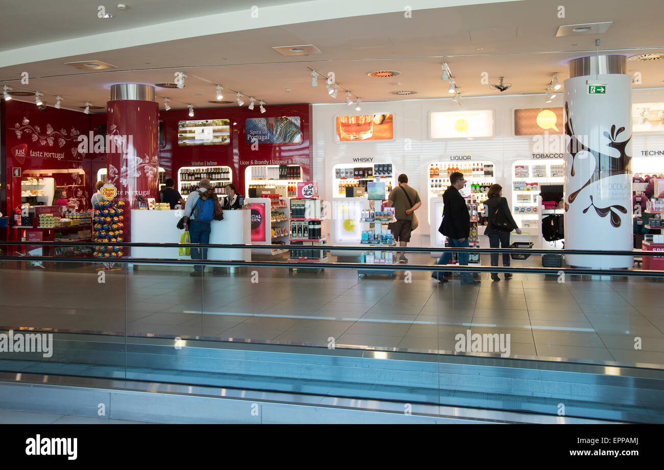 Duty free airport hi res stock photography and images Alamy Duty free airport hi res stock photography and images Alamy