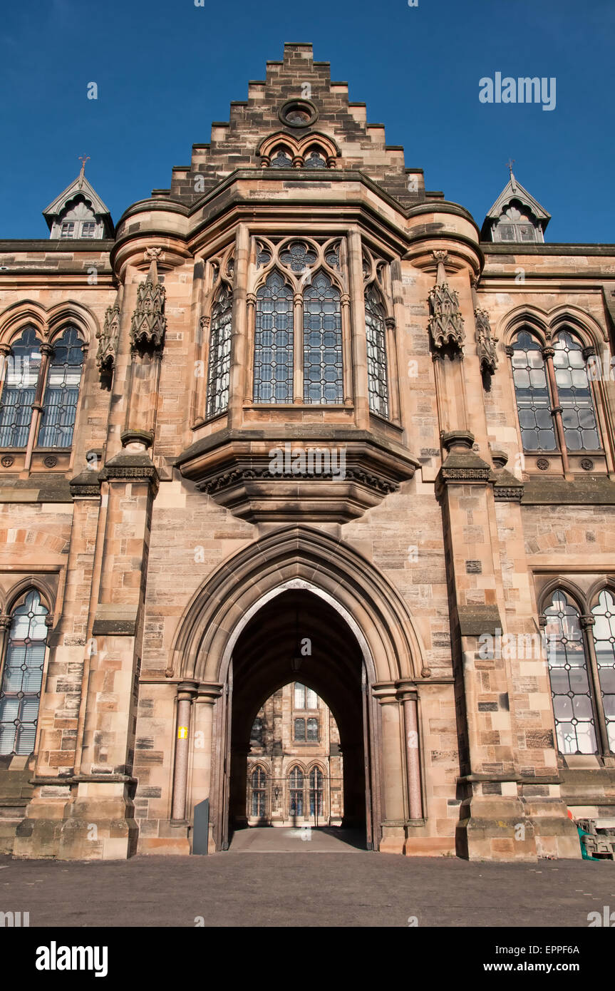 The Gilbert Scott building of Glasgow University showing the detail of the stone work Stock Photo