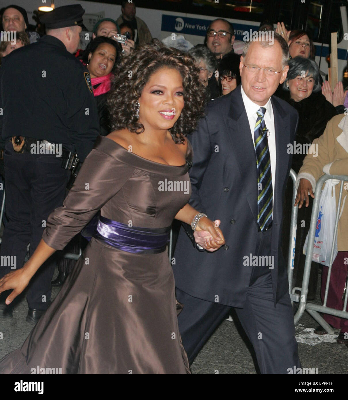 May 20, 2015 - TV show host comedian DAVID LETTERMAN retires 'Late Show with David Letterman' after 33 years and 6,028 broadcasts. File: Pictured - Dec 01, 2005 - New York - Oprah Winfrey and David Letterman at the arrivals for the Broadway Premiere of 'The Color Purple' held at The Broadway Theater. © Nancy Kaszerman/ZUMA Wire/ZUMAPRESS.com/Alamy Live News Stock Photo