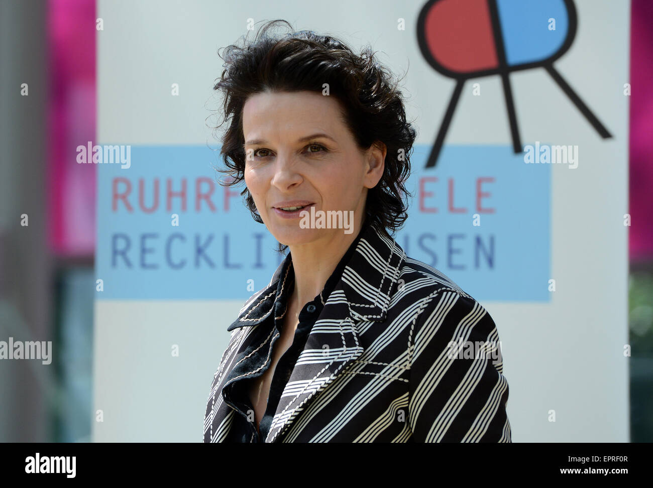 Recklinghausen, Germany. 21st May, 2015. French actress Juliette Binoche during a press conference on the Ruhr Festival in Recklinghausen, Germany, 21 May 2015. Binoche can be seen in the production of 'Antigone.' Photo: CAROLINE SEIDEL/dpa/Alamy Live News Stock Photo