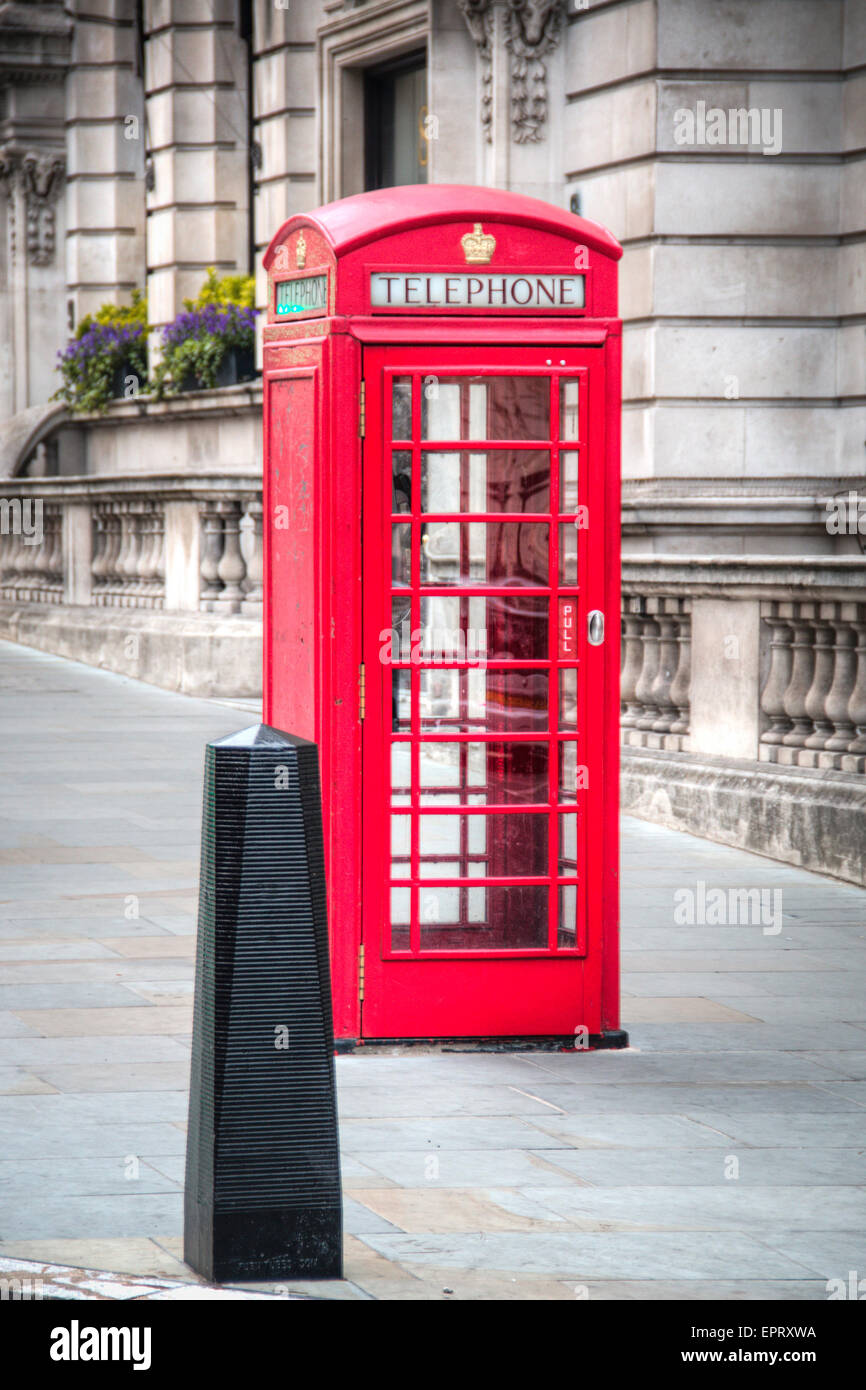 The famous red phone boxes of London - YouTube