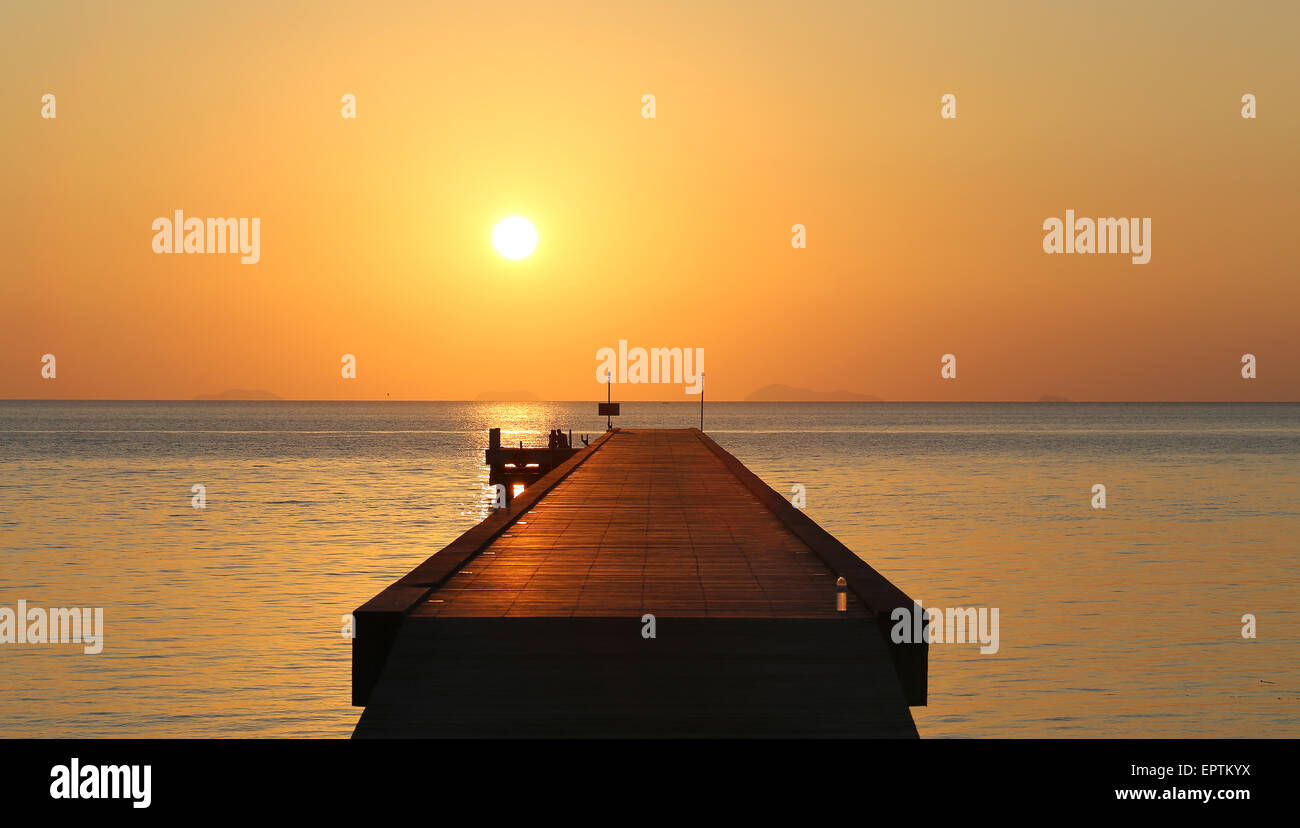 Beautiful sunset on the sea Stock Photo - Alamy