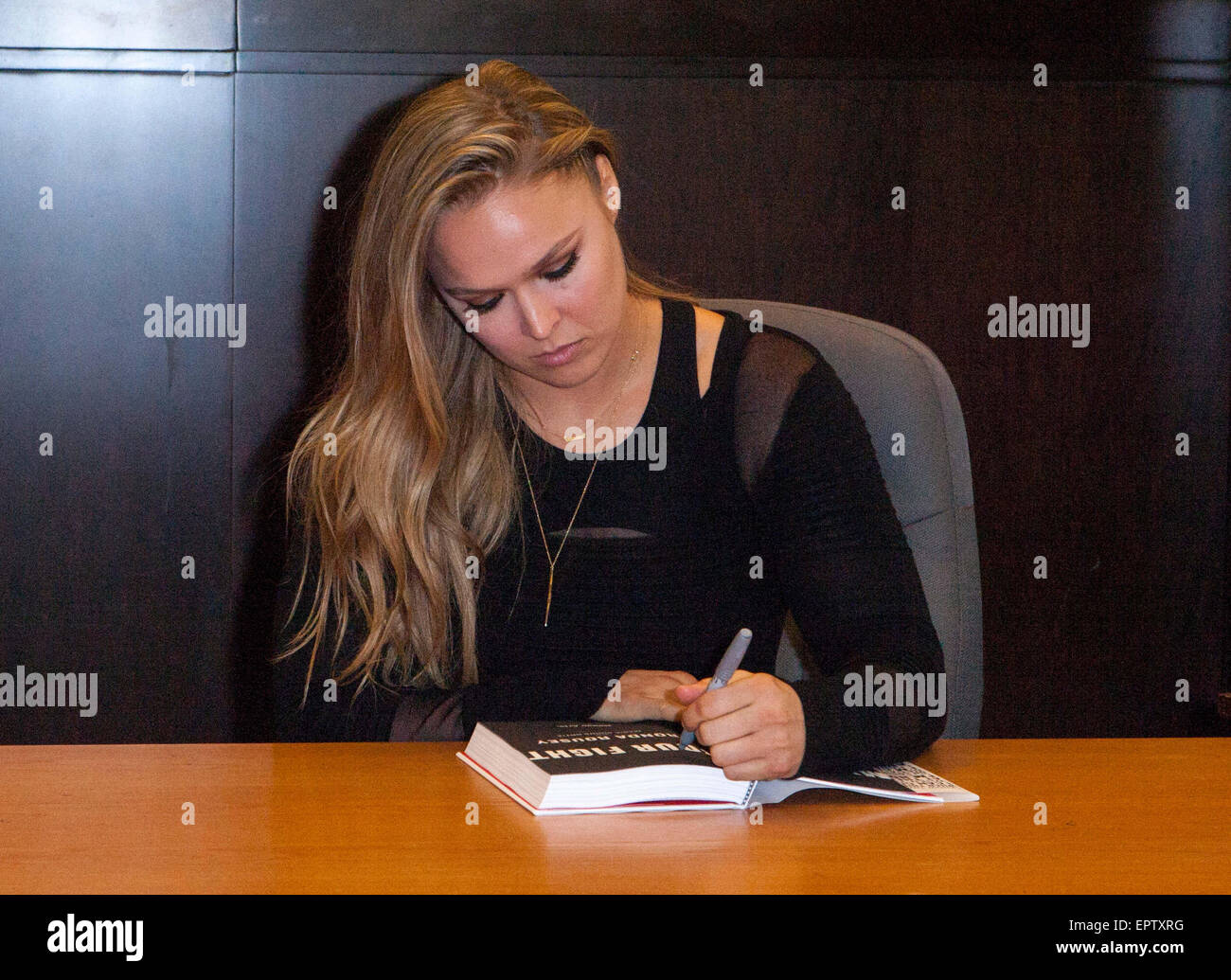 Los Angeles, California, USA. 21st May, 2015. Ronda Rousey 'My Fight/Your Fight'' - book signing on May 21st, 2015 at Barnes & Noble The Grove, Los Angeles, California USA. Credit:  TLeopold/Globe Photos/ZUMA Wire/Alamy Live News Stock Photo