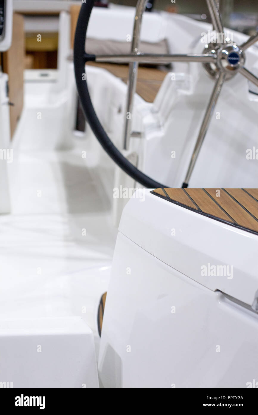 Steering wheel of a speedboat Stock Photo Alamy