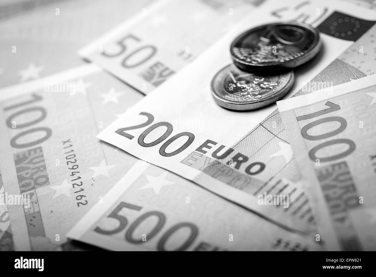 100 banknotes Black and White Stock Photos & Images - Alamy