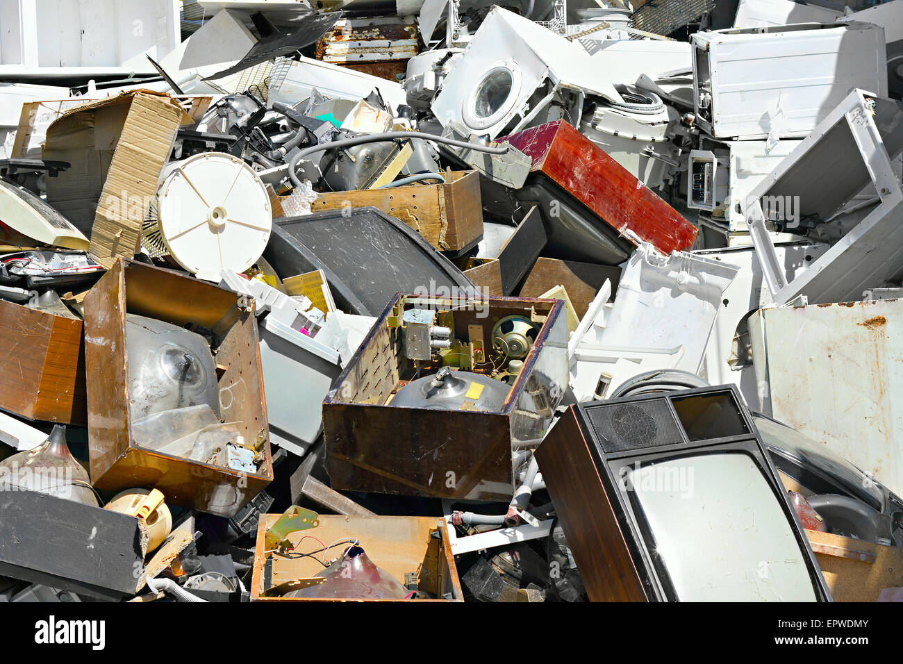 Dump the old broken appliances Stock Photo Alamy