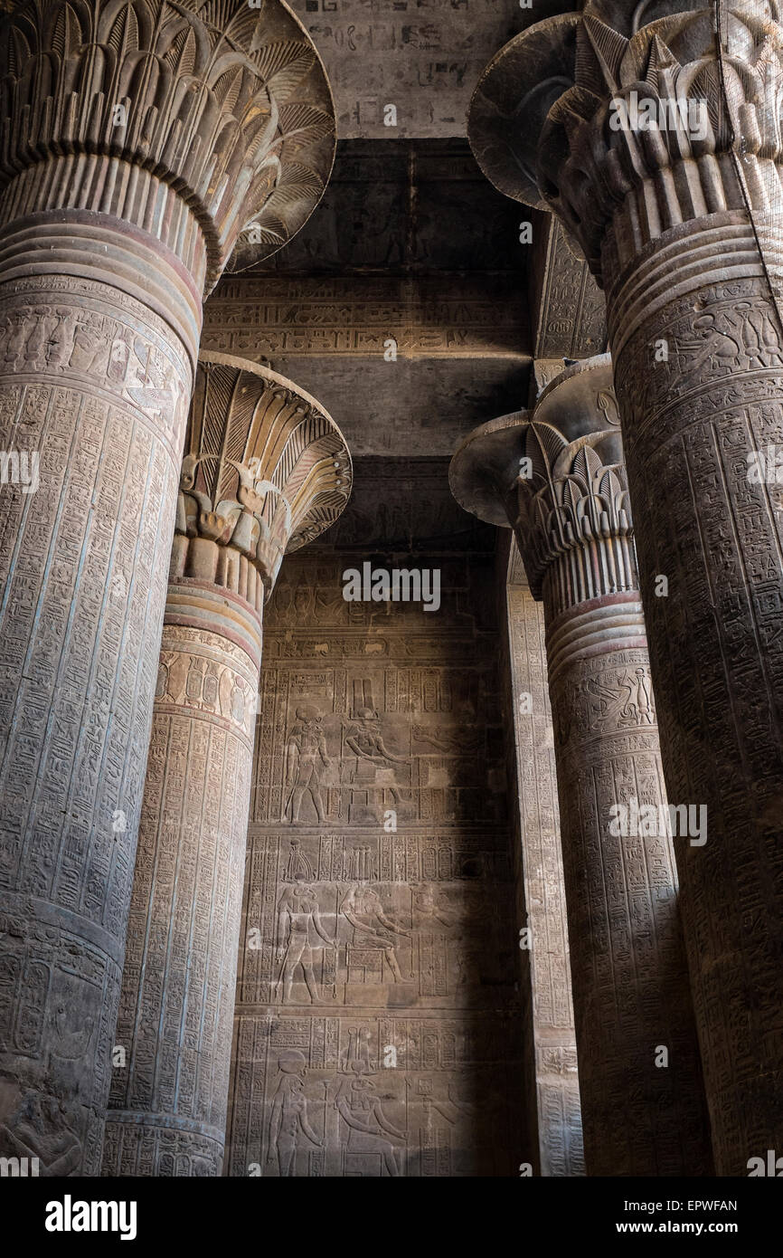 The Hypostyle Hall, Temple of Khnum at Esna Stock Photo - Alamy