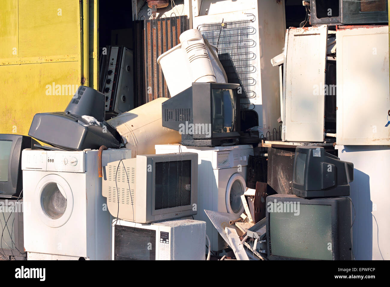 Broken Appliances Stock Photos & Broken Appliances Stock Images Alamy