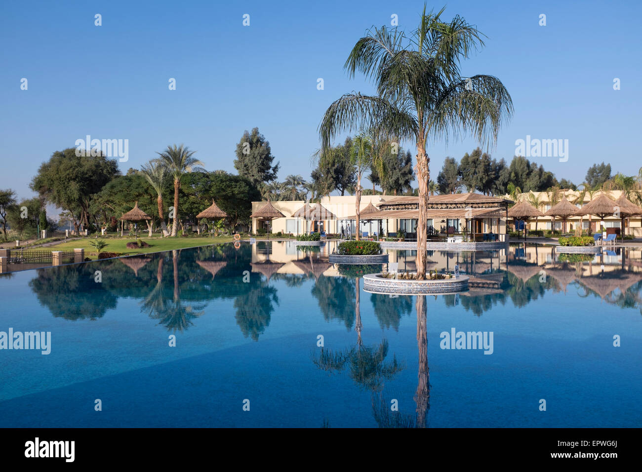 maritim jolie ville kings island luxor
