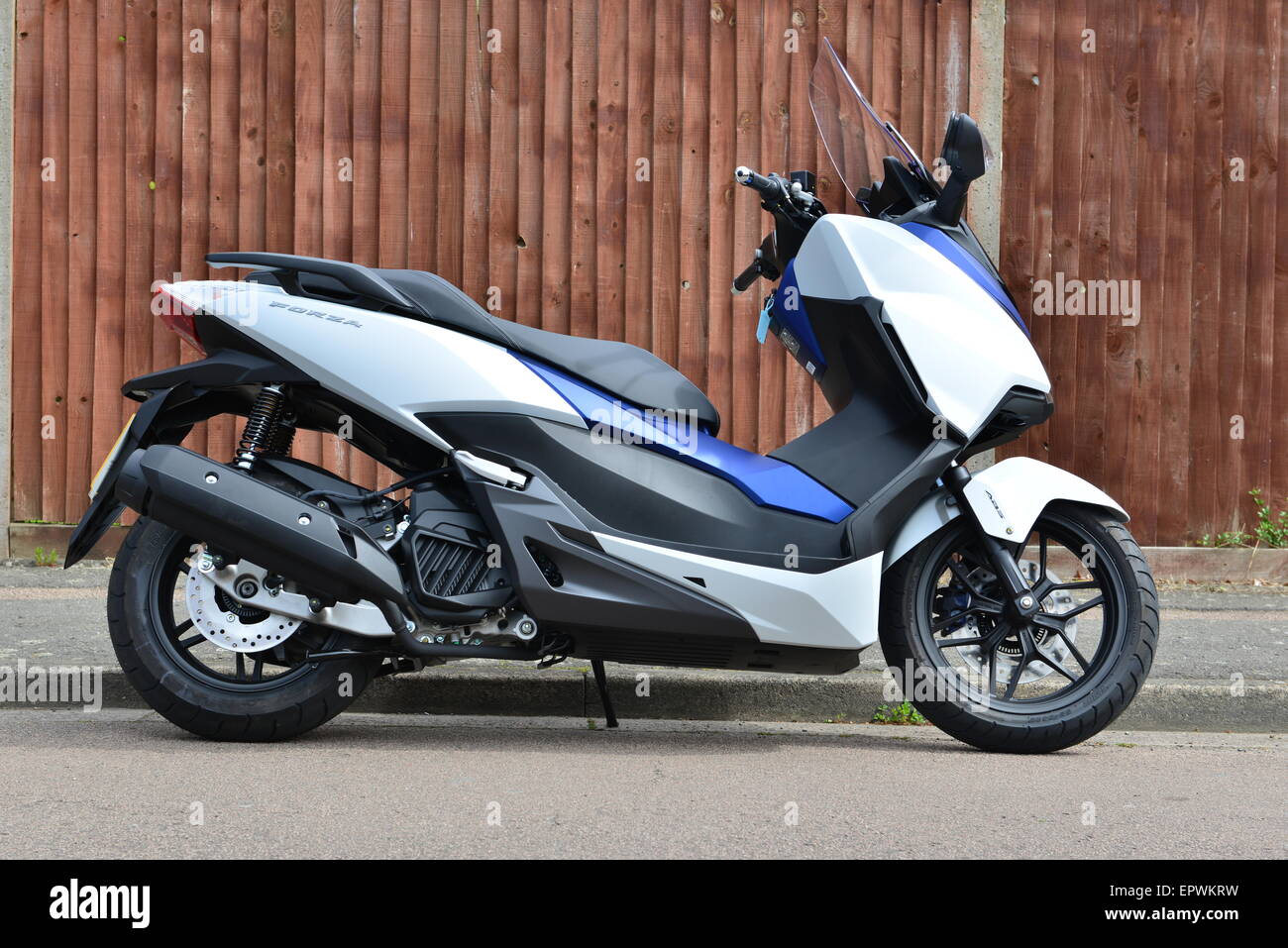 Honda forza hi-res stock photography and images - Alamy