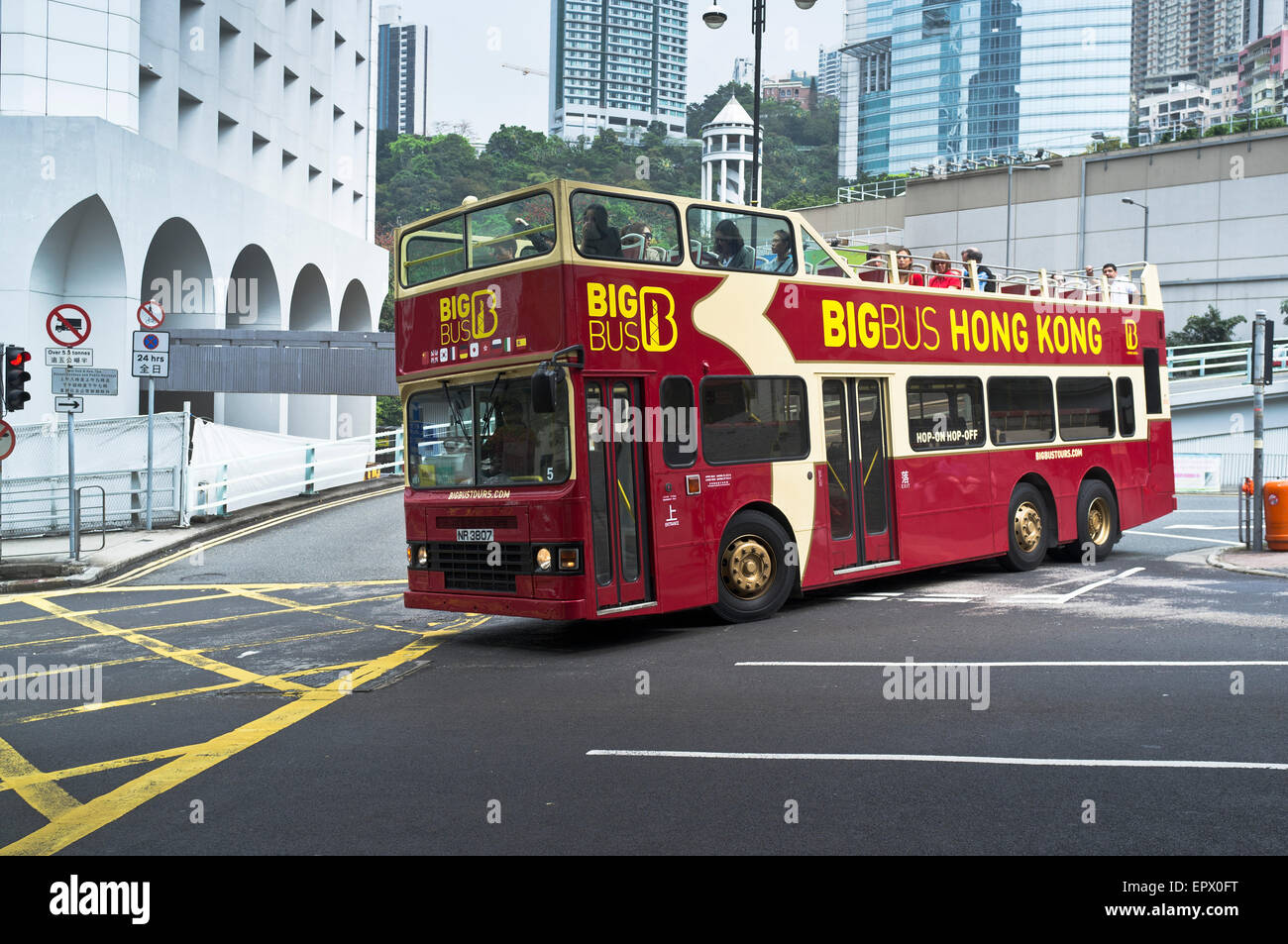 dh  CENTRAL HONG KONG Big Bus tour tourist bus tour open top sightseeing Stock Photo