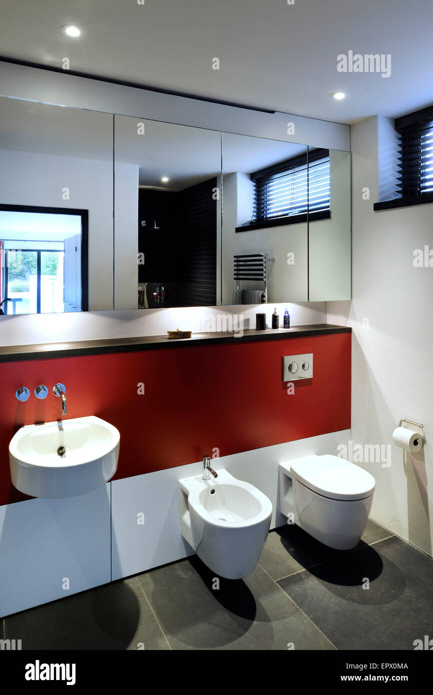 Master bedroom en suite shower room, lower ground floor in Tresithney