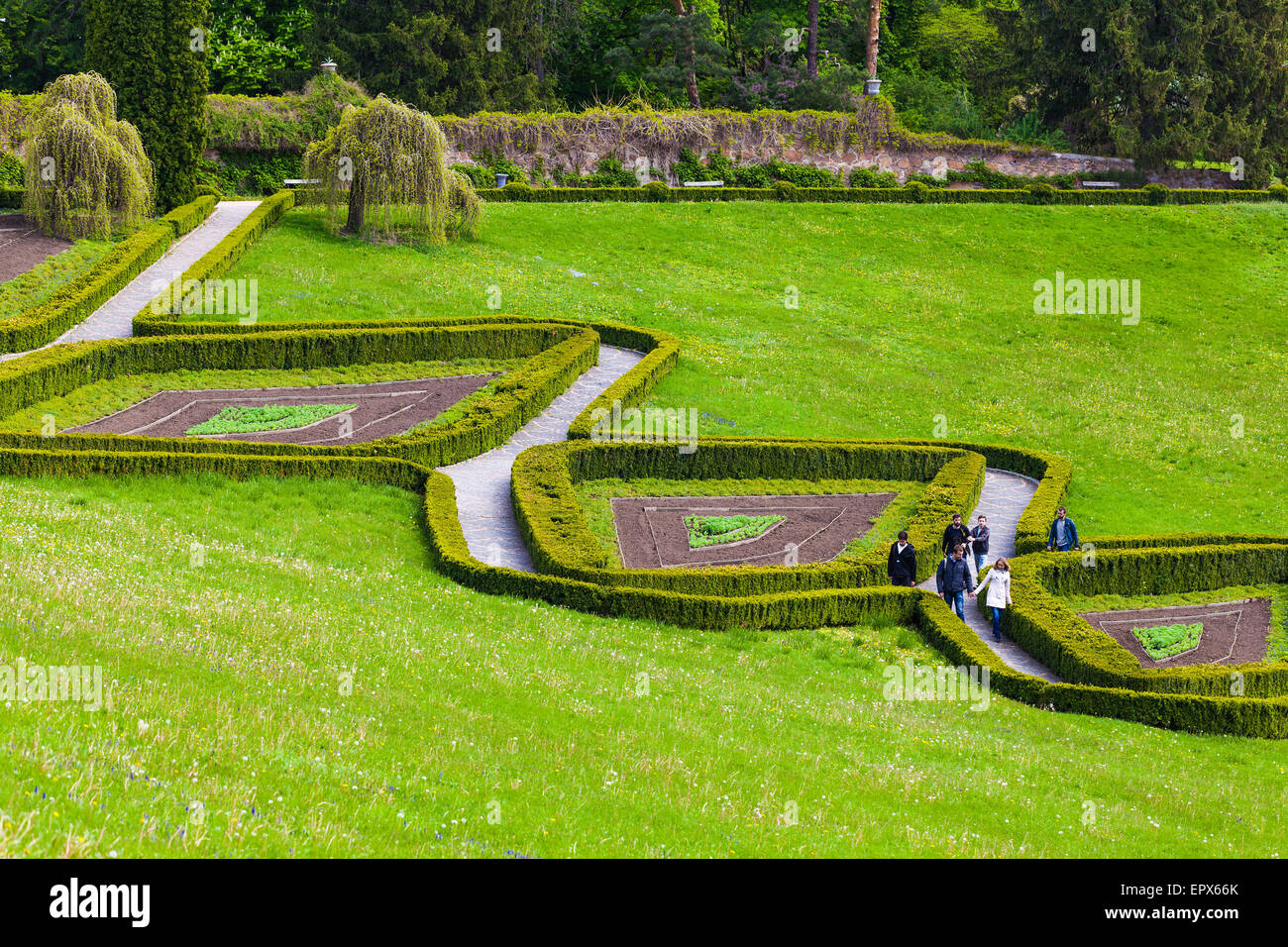 People strolling background hi-res stock photography and images - Alamy