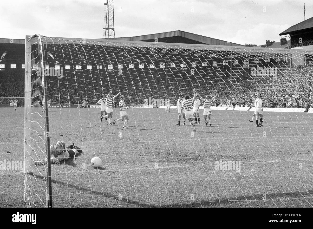 Scottish cup final airdrie celtic hampden glasgow celtic hires stock