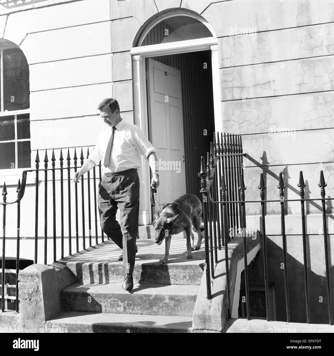 Crime Scene, 25 Noel Road, Islington, North London, where the bodies of two men, Joe Orton and Kenneth Halliwell were discovered in the tope floor flat today, Wednesday 9th August 1967.  Kenneth Halliwell bludgeoned 34-year-old Orton to death at his home Stock Photo