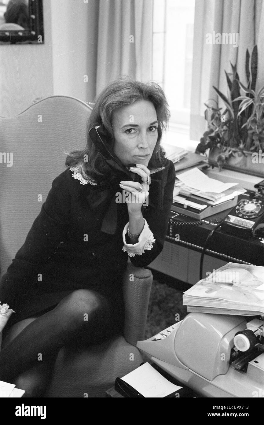 Helen Gurley Brown, February 18, 1922 to August 13, 2012, American author, publisher, and businesswoman. Notably, she was editor-in-chief of Cosmopolitan magazine for 32 years.  Pictured in her New York Office, 22nd May 1970. Stock Photo