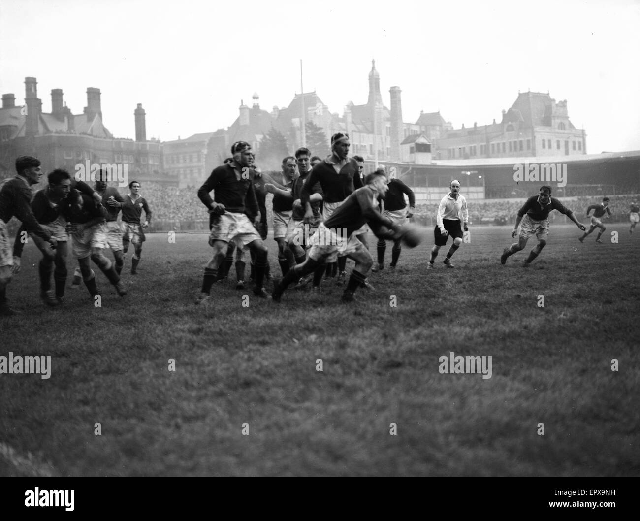 Action from the Wales v South Africa test match at Cardiff Arms Park. South Africa won the match 6 points to 3. 22nd December 1951 Stock Photo